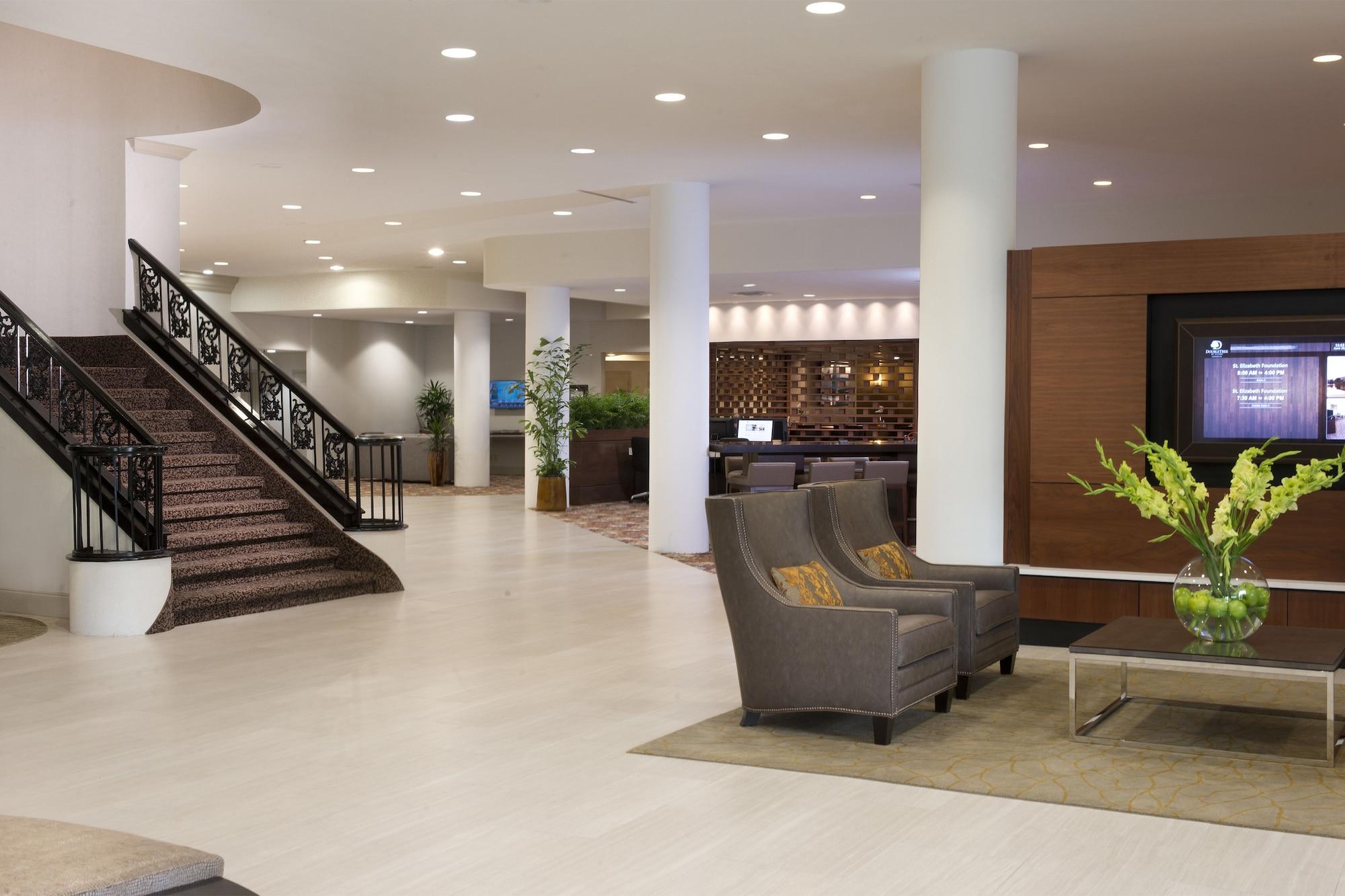 Doubletree By Hilton Lafayette Hotel Buitenkant foto