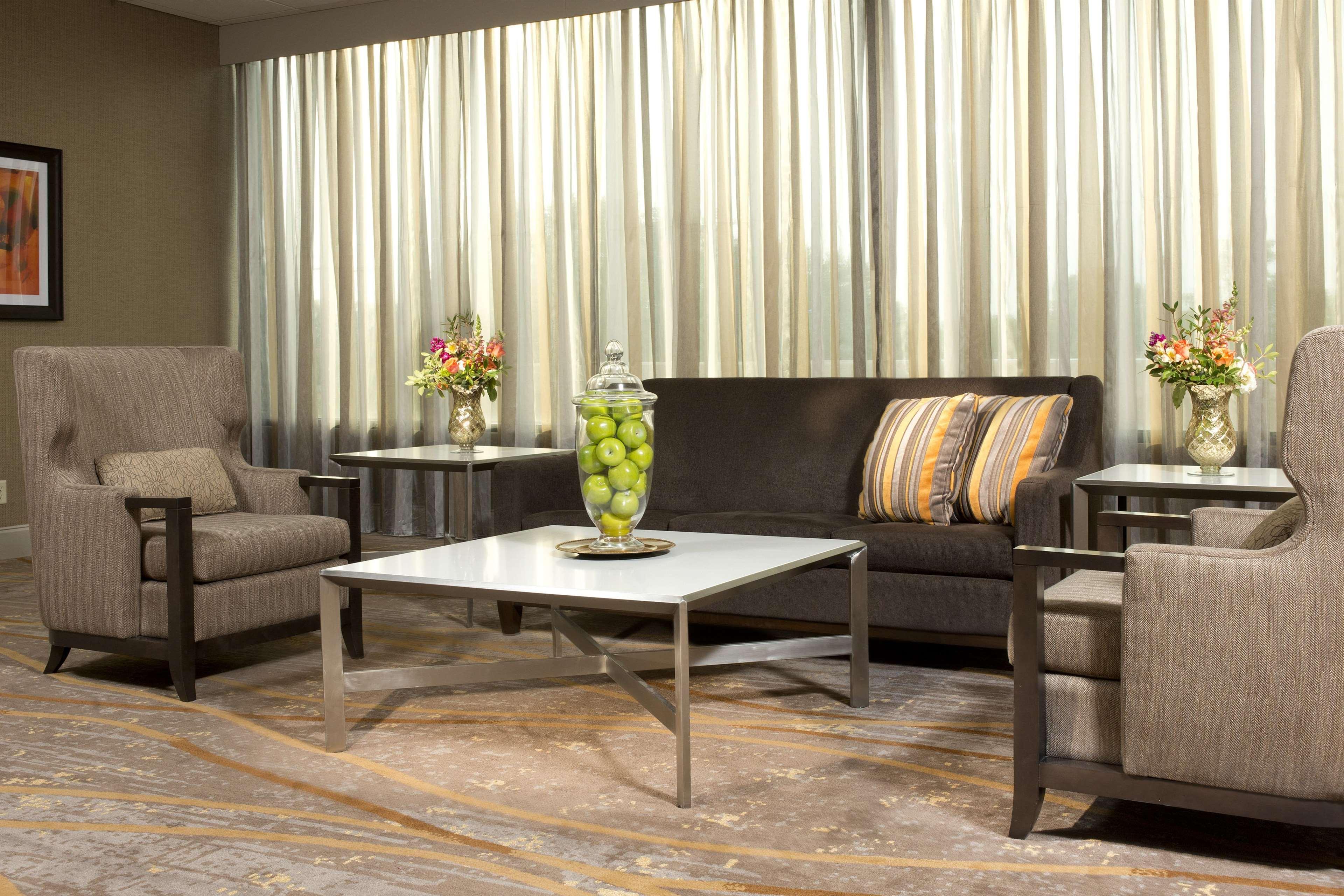 Doubletree By Hilton Lafayette Hotel Buitenkant foto