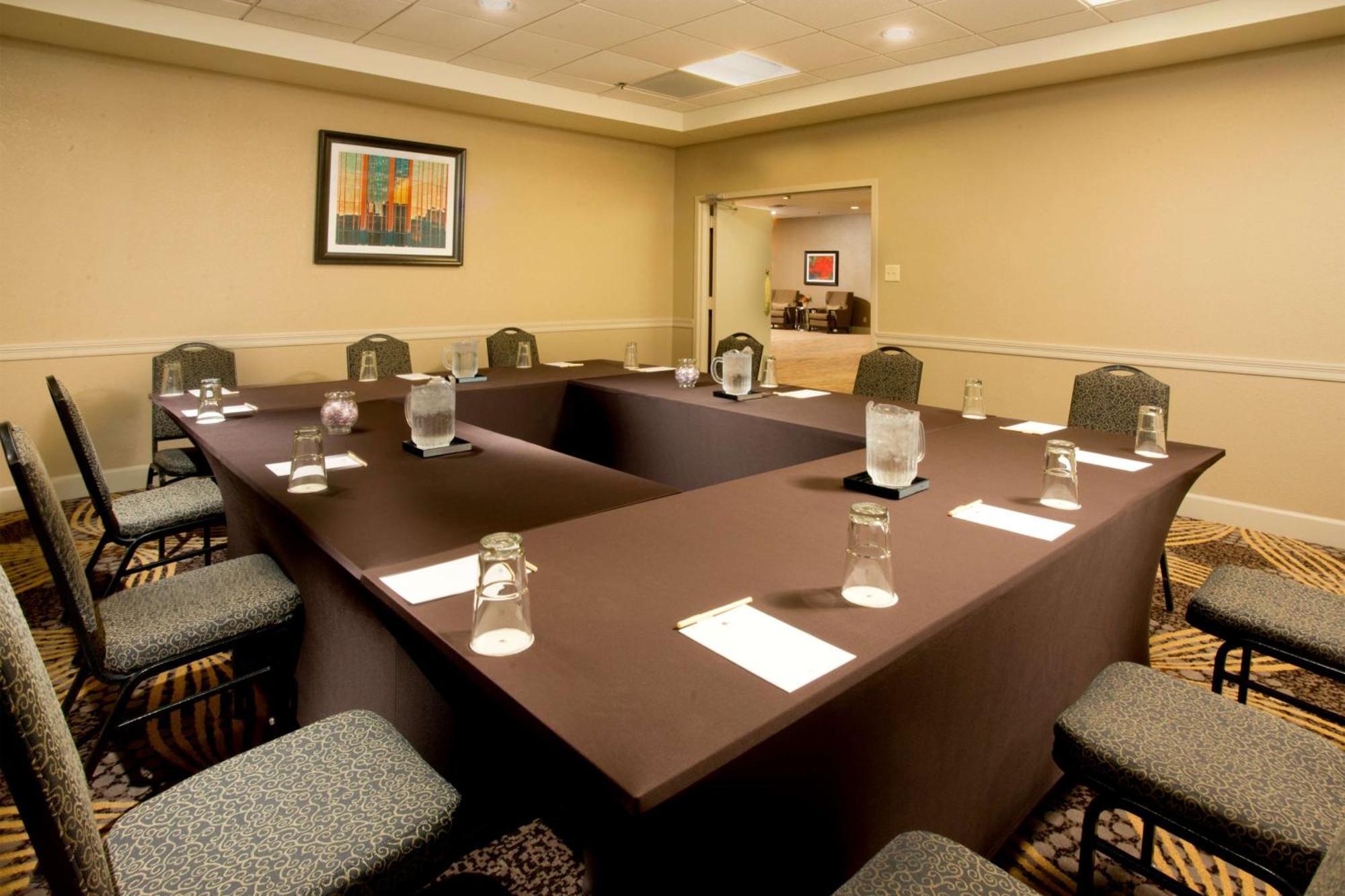Doubletree By Hilton Lafayette Hotel Buitenkant foto