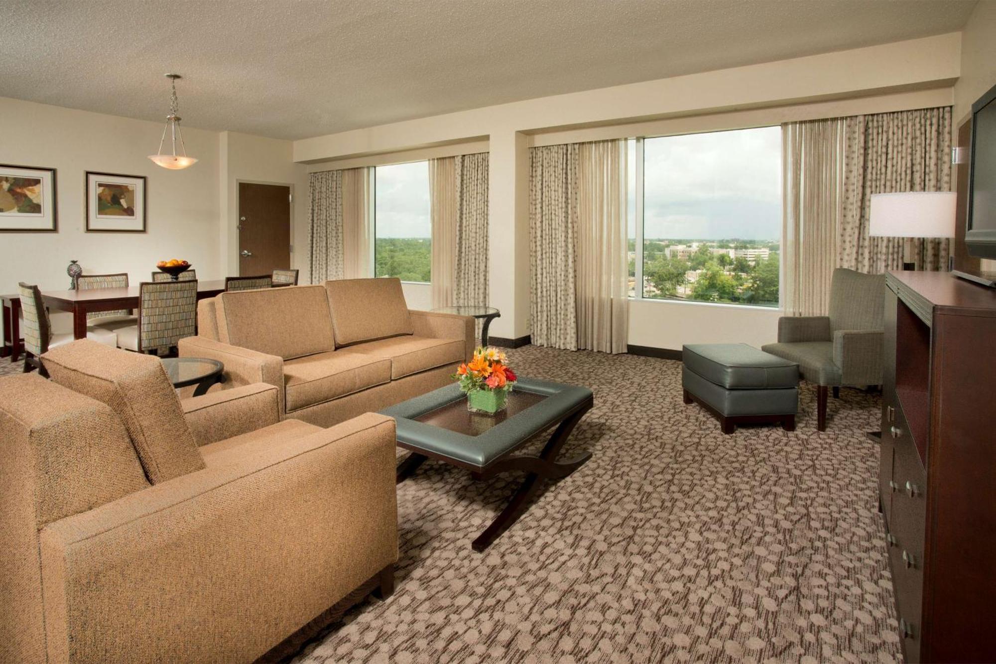 Doubletree By Hilton Lafayette Hotel Buitenkant foto