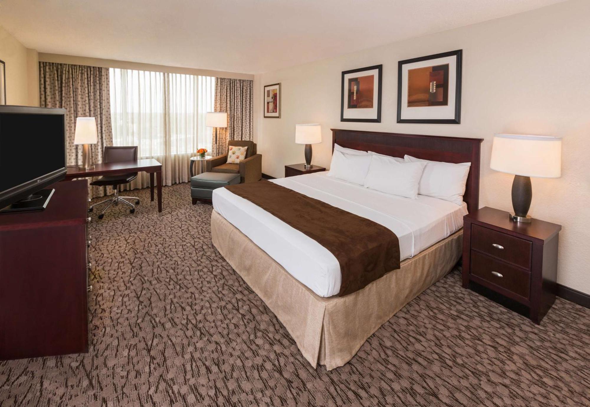 Doubletree By Hilton Lafayette Hotel Buitenkant foto