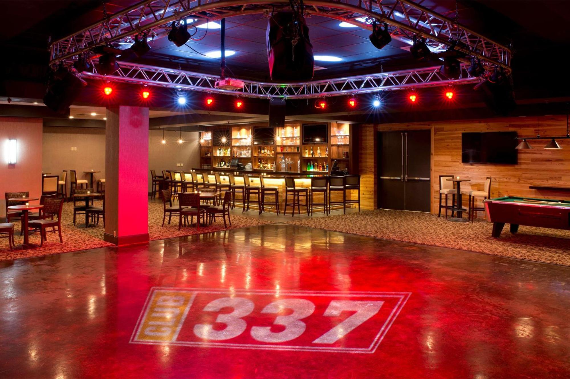 Doubletree By Hilton Lafayette Hotel Buitenkant foto